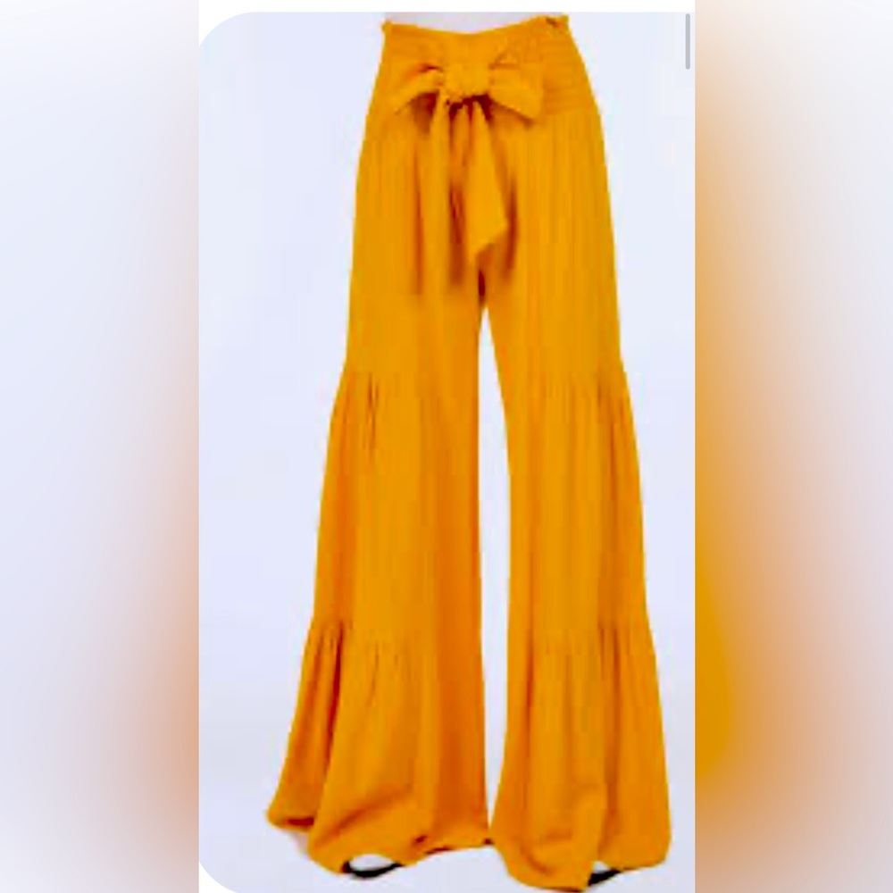 Oversized flowy pants, size small, elastic waist, super comfy, size small